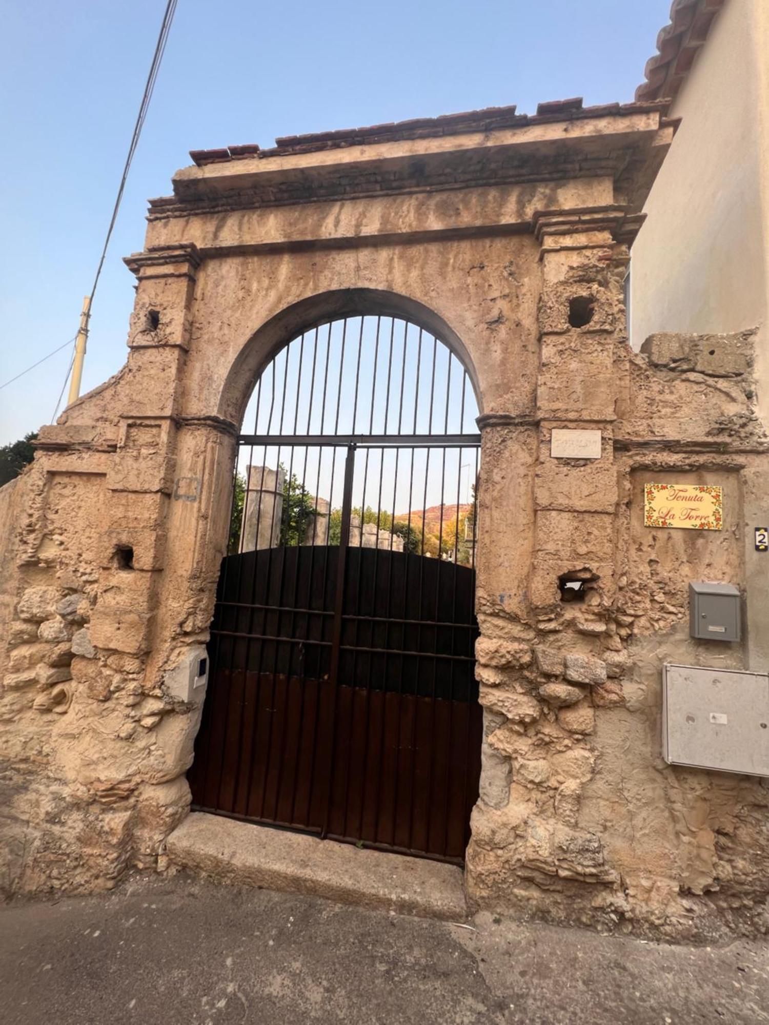 Tenuta La Torre تروبيا المظهر الخارجي الصورة